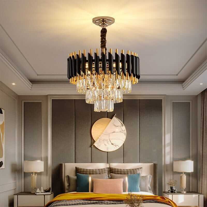 Black Chandelier - Enhancing The Ambiance Of Dining Rooms