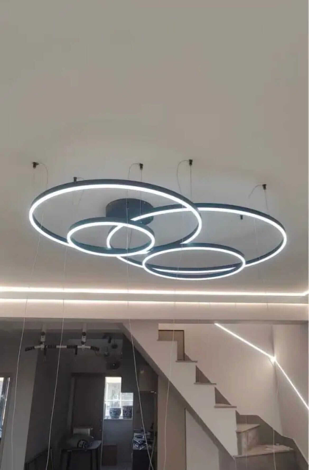 Black And Gold Chandelier - Inviting Ambiance