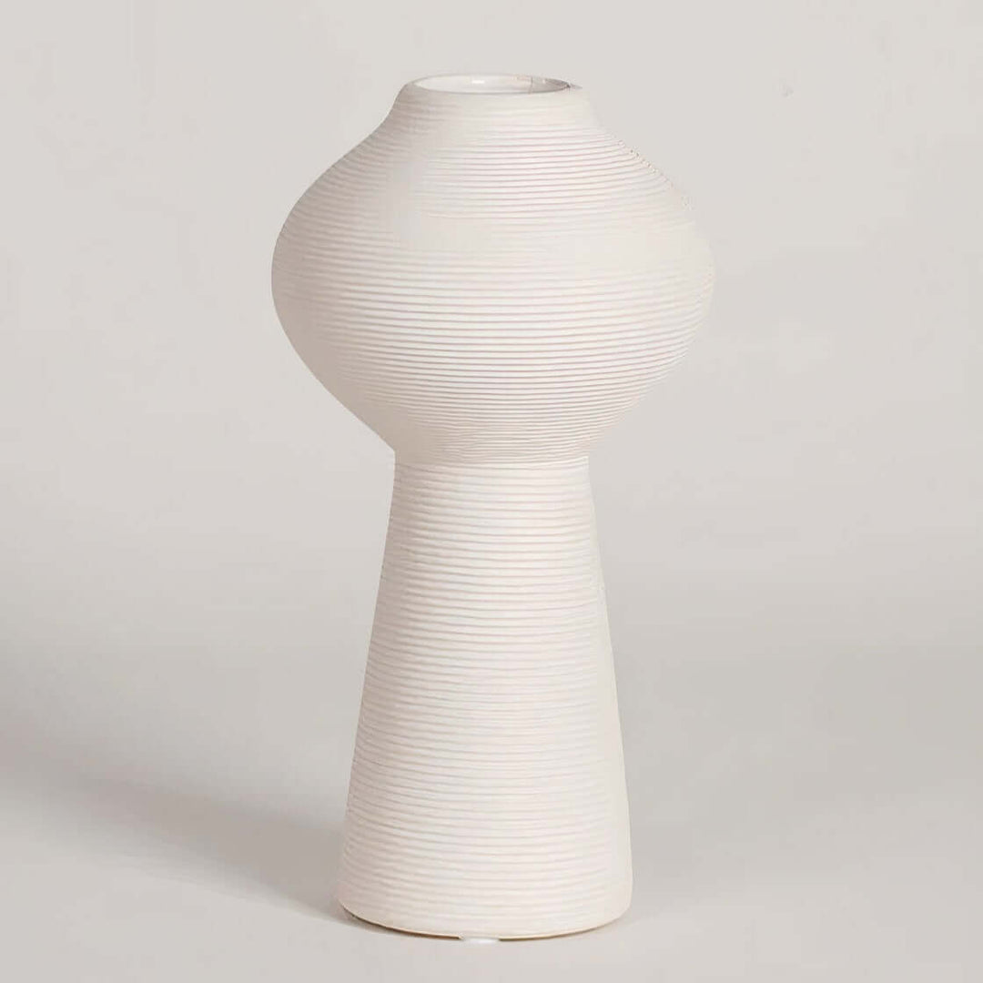 Lio Vase