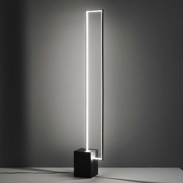 Modern Black Floor Lamp - Durability & Longevity