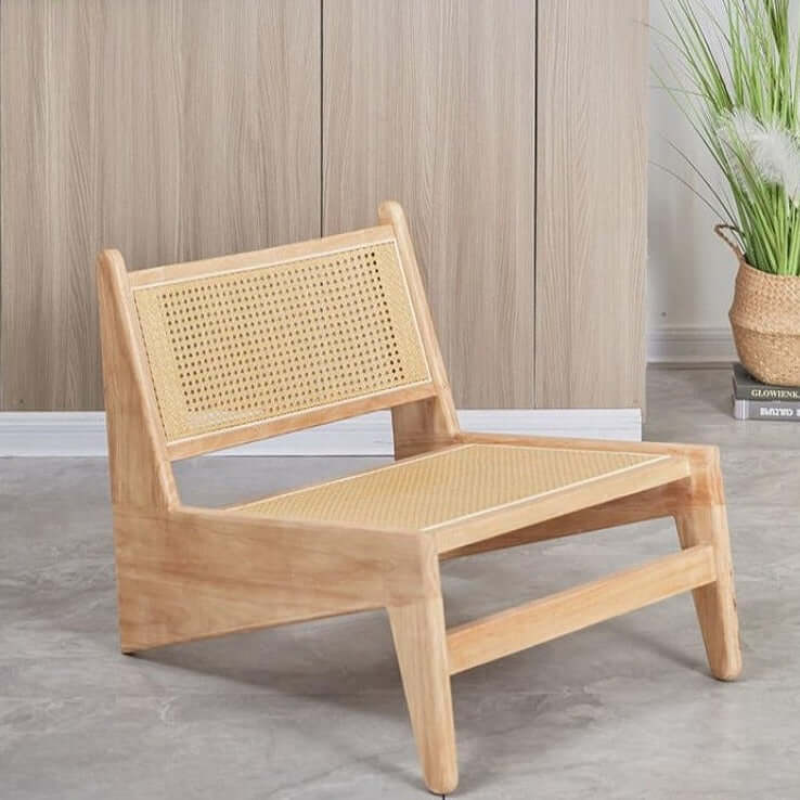 Wood Lounge Chair - Mid-Century Elegance