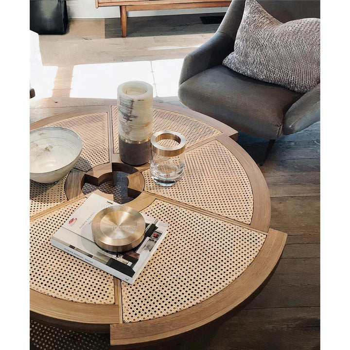 Solid Wood Coffee Table Round - Simplistic Yet Sleek