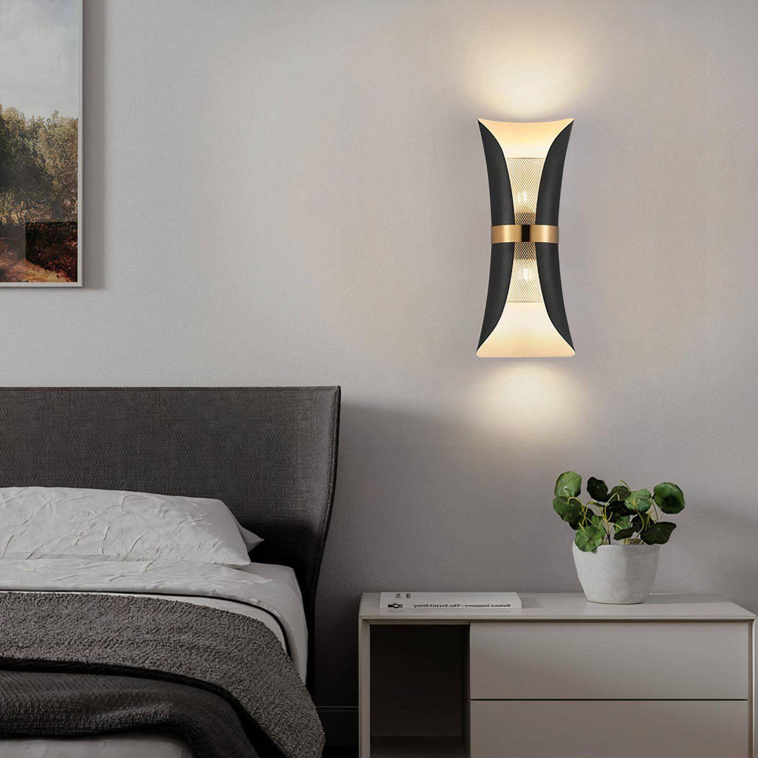 Rya Wall Light