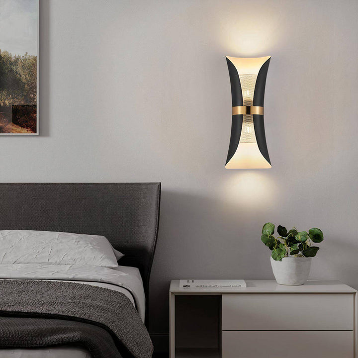 Rya Wall Light