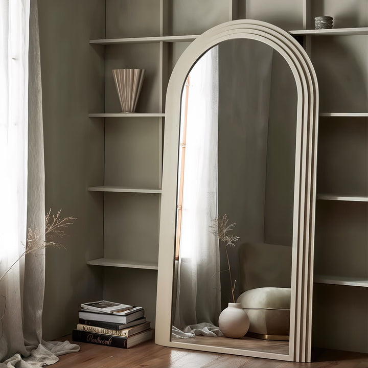 Large Floor Mirror - Arched Mirror in a stylish interior, featuring an elegant arched design as a large wall mirror.