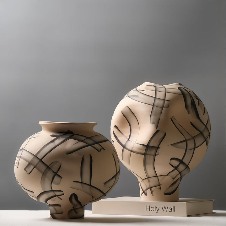 Ceramic Vases - Decorative Vases featuring modern design and artistic patterns, perfect for home decor.