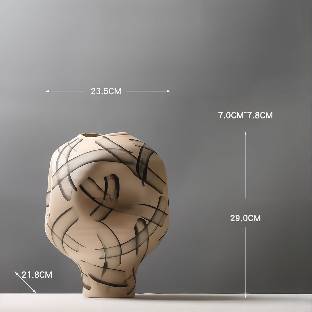 Ceramic Vases - Decorative Vases with unique design and measurements, perfect for home decor and floral arrangements.