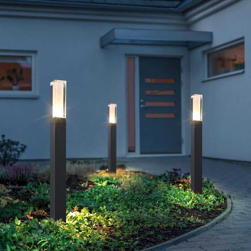 Outdoor Path Light | LED Garden Bollard Light — Modern Driveway Post