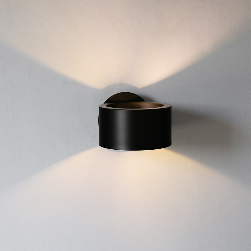 Jupiter Iron Coil Wall Light