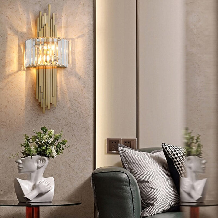 Nuncio Wall Lamp