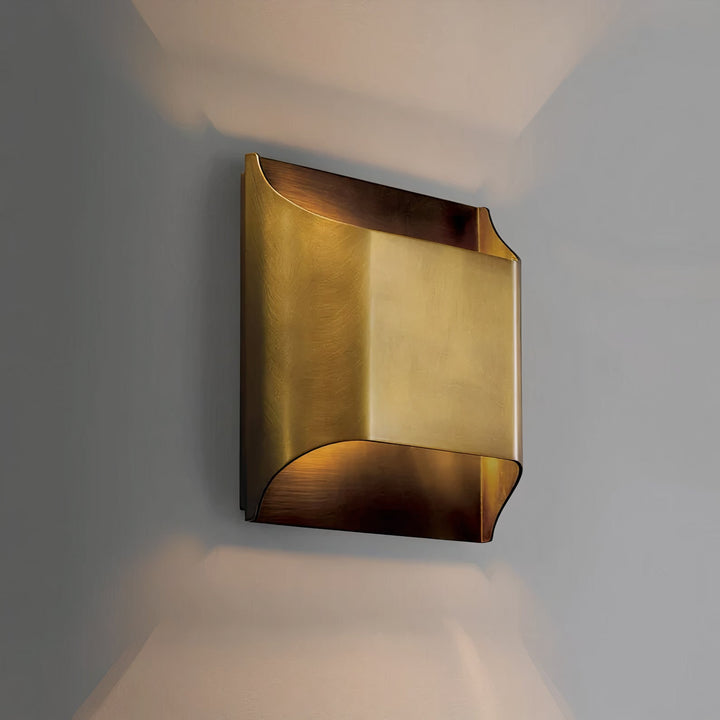 Peregrine Wall Light